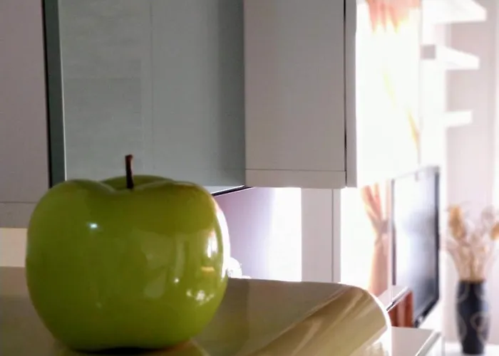 Across The River And Into The Trees 베로나