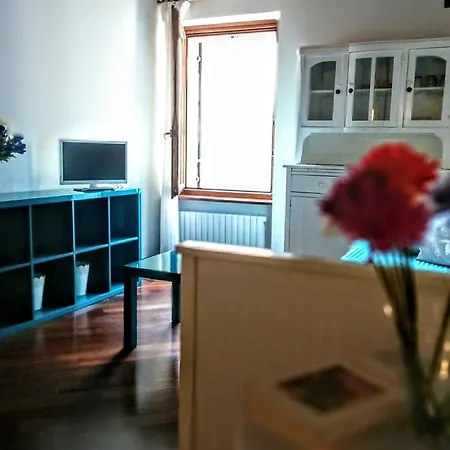 Across The River And Into The Trees * Verona